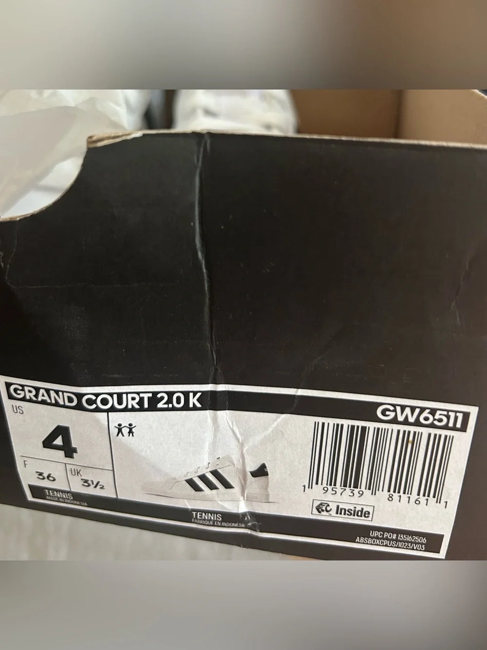 ADIDAS BIG KID GRAND COURT 2.0 Tennis Sneakers size 4 NIB